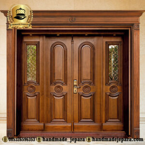 Pintu Rumah Klasik