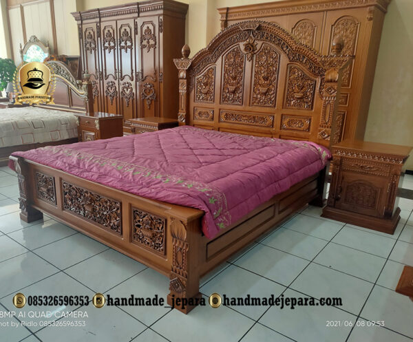 Tempat Tidur Gebyok Jepara