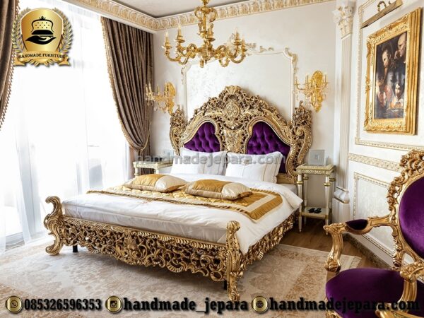 Tempat Tidur Royal Italia