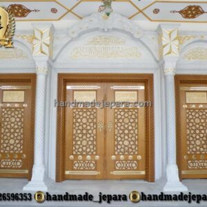 Pintu Masjid Mewah