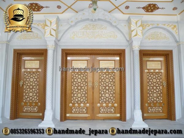 Pintu Masjid Mewah